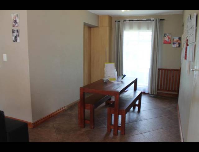 3 BEDROOM TOWNHOUSE FOR SALE IN EDEN GLEN